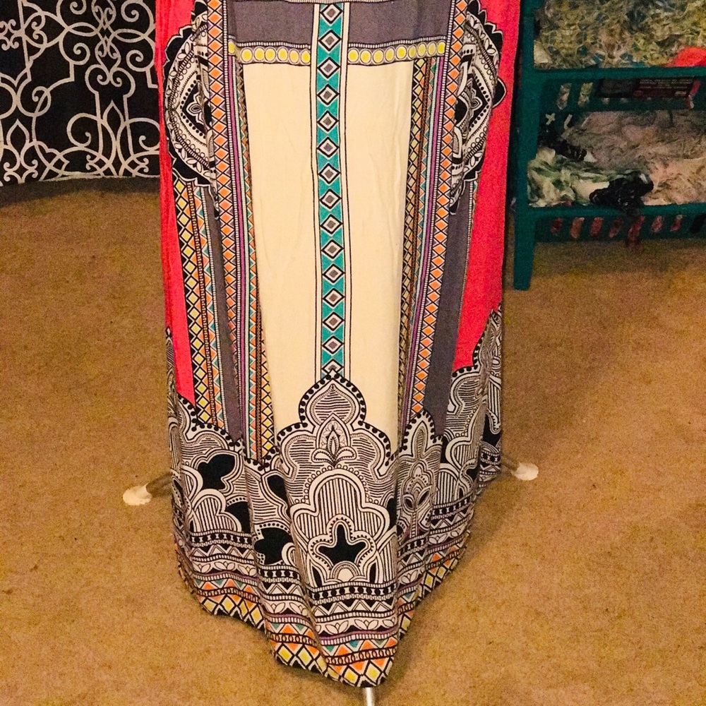 Dress - Picture 2 of 6